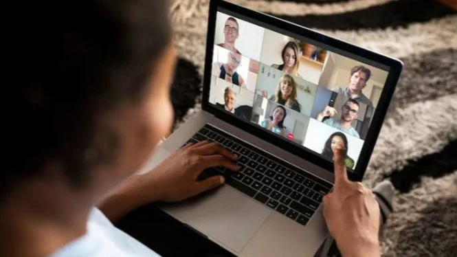 Tren Digital Nomad Di Era Kerja Remote